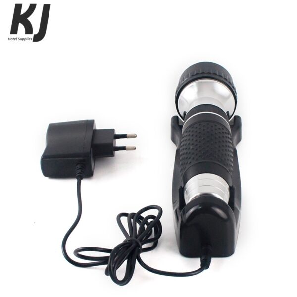Emergency LED flashlight - Image 2