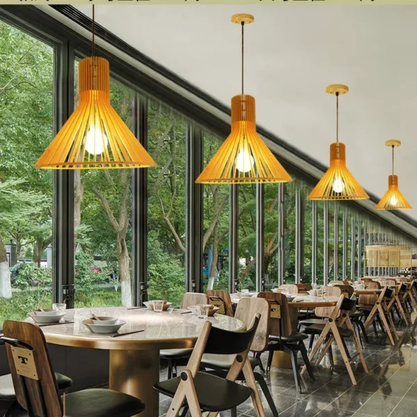 KJ090Wooden pendant light Natural wooden pendant lights installed in restaurant dining area